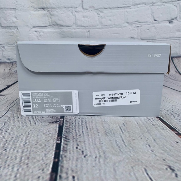 Nike Air Force 1 Low "White Red Sole" - Picture 4 of 9